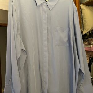 NWT NINE WEST DRESSY LONG SLEEVED BUTTON DOWN SHIRT